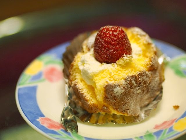 神戸の定番 元町ケーキのざくろ もっと神戸を好きになるブログ